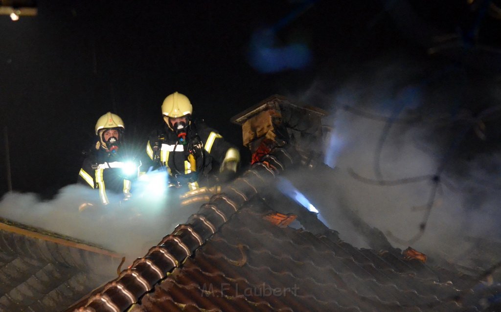 Feuer 2 Koeln Junkersdorf Salzburgerweg P113.JPG - Miklos Laubert